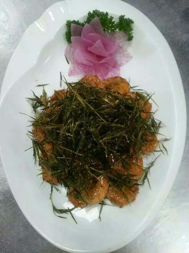 Ϻ